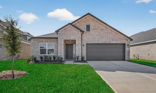 New construction Single-Family house 2111 Spring Holw, Baytown, TX 77521 - image