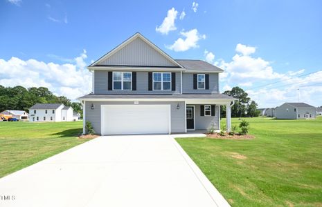 New construction Single-Family house 1922 Elephant Ln, Hope Mills, NC 28348 - image