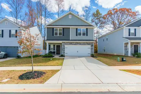 New construction Single-Family house 3228 Mcgee Hill Dr, Charlotte, NC 28216 - image