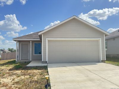 New construction Single-Family house 248 Crape Pl, Jourdanton, TX 78026 plan Pinehollow - image