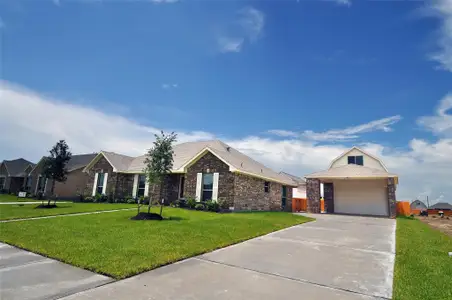 New construction Single-Family house 2206 Fortuna Dr, League City, TX 77539 - image 2