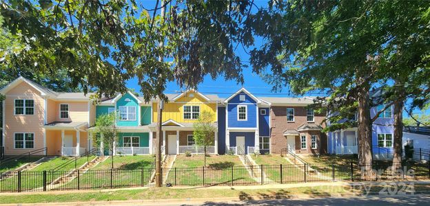 New construction Townhouse house 2115 Madrid Street, Charlotte, NC 28216 - photo 0