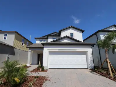 New construction Single-Family house 3085 Fall Harvest Dr, Zephyrhills, FL 33540 plan Miralles - image