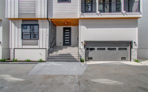 New construction Single-Family house 7016 Staffordshire Blvd, Unit C, Houston, TX 77030 - image