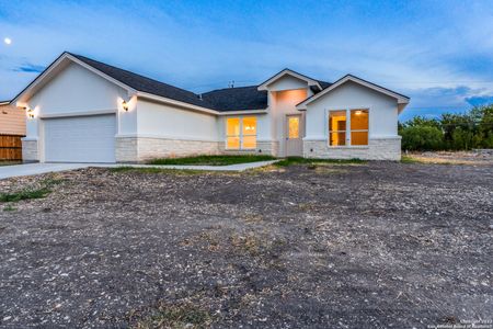 New construction Single-Family house 5406 Pageland Dr, Kirby, TX 78219 - photo 0