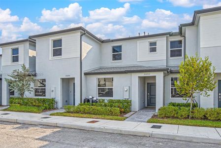 New construction Townhouse house 35703 Sw 178Th Pl, Homestead, FL 33034 - image