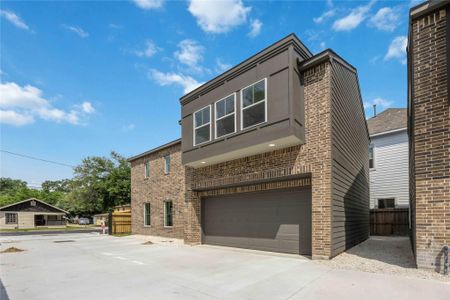 New construction Single-Family house 5718 Beall St, Unit D, Houston, TX 77091 - image