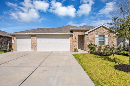New construction Single-Family house 456 Lampasas Trl, Dayton, TX 77535 plan Plan E40L - image