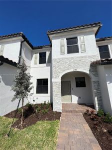 New construction Townhouse house 11779 Sw 247Th Ter, Homestead, FL 33032 - image
