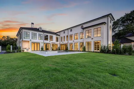 New construction Single-Family house 5517 Sturbridge Dr, Houston, TX 77056 - image