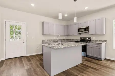 New construction Single-Family house 3849 Kimbo Rd, Fort Worth, TX 76104 - image 6