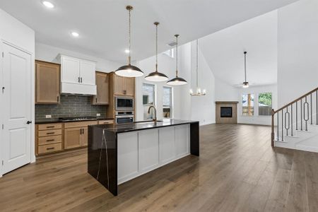 New construction Single-Family house 5704 Glynda Dr, North Richland Hills, TX 76180 plan Silverstone - image 8