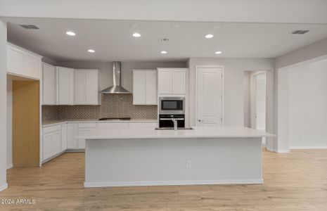 New construction Single-Family house 1960 W Desert Forest Trl, Phoenix, AZ 85085 null- photo 4 4