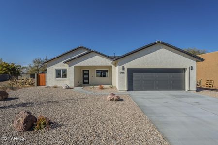 New construction Single-Family house 6128 S Sage Wy, Gold Canyon, AZ 85118 null- photo 1 1