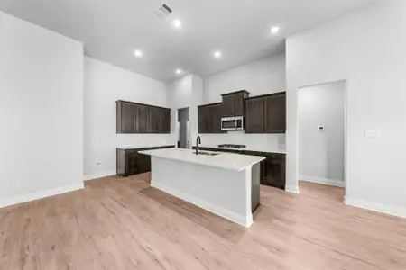 New construction Single-Family house 8355 Forest Glade, Greenville, TX 75402 - image 6