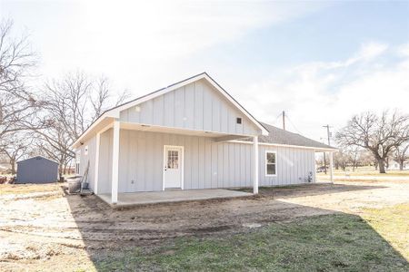 New construction Single-Family house 307 Bonham St, Nocona, TX 76255 - image