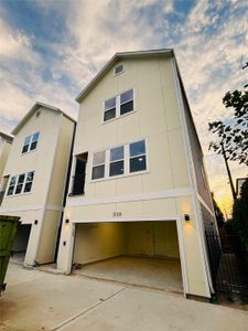 New construction Single-Family house 3802 Yale St, Houston, TX 77018 - image