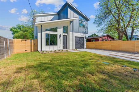 New construction Single-Family house 1101 1/2 Linden St, Unit 1, Austin, TX 78702 - photo 0