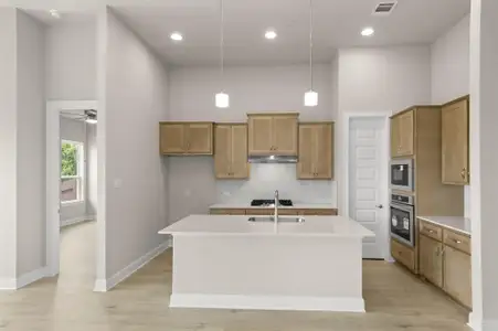 New construction Single-Family house 600 C-Bar Ranch Trl, Unit 132, Cedar Park, TX 78613 plan Cross Creek 1573 - image 4