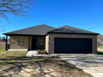 New construction Single-Family house 1082 Pearl Harbor St, Tool, TX 75143 - photo 0