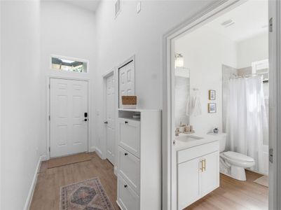 New construction Single-Family house 712 Reflection Lake Dr, Orlando, FL 32807 - image 7