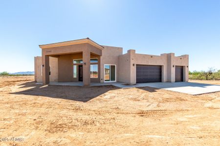 New construction Single-Family house 30492 N 232Nd Ave, Wittmann, AZ 85361 - image