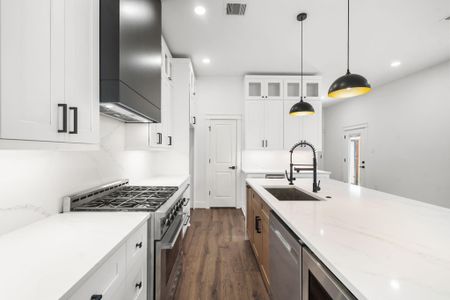 New construction Single-Family house 419 E 32Nd St, Houston, TX 77018 - image 5