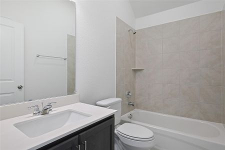 New construction Single-Family house 2127 Villa Bella Ln, Friendswood, TX 77546 plan Premier Series - Mahogany - image 6