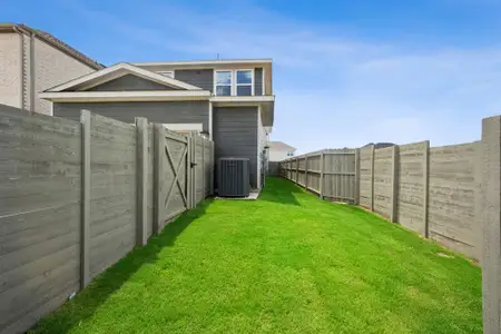 New construction Single-Family house 1606 Roundup Wy, Argyle, TX 76226 plan The Ridgepoint - image