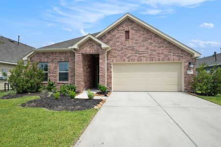 New construction Single-Family house 1176 Filly Creek Drive, Alvin, TX 77511 - photo 0