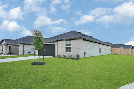 New construction Single-Family house 31006 Brightwell Bnd, Fulshear, TX 77441 plan EASTON - image