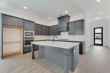 New construction Single-Family house 250 Landon Trl, Fate, TX 75189 plan Roberts - S4308 - image 7