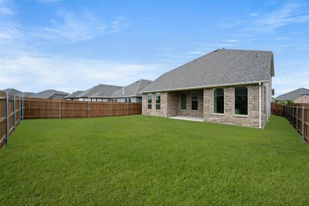 New construction Single-Family house 1124 Beaumont Ln, Red Oak, TX 75154 plan Cypress II V - image