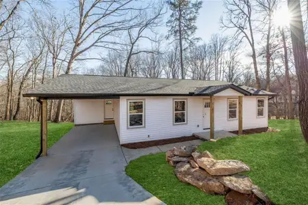 New construction Single-Family house 3672 Hidden Pond Dr, Gainesville, GA 30506 - image