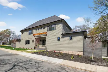 New construction Single-Family house 1505 Grace St, Charlotte, NC 28205 - image