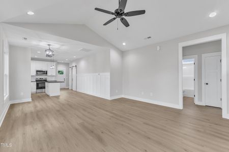New construction Single-Family house 401 N Raiford St, Selma, NC 27576 null- photo 8 8