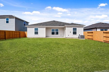 New construction Single-Family house 16052 Imes Way, Lytle, TX 78052 - photo 0