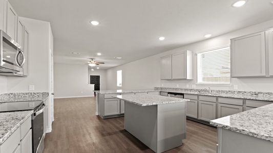 New construction Single-Family house 10573 Taruca Dr, Fort Worth, TX 76036 The Redbud- photo 6 6