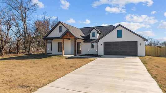 New construction Single-Family house 15714 County Rd 436, Lindale, TX 75771 - image