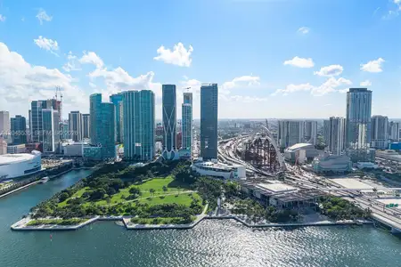 New construction Condo house 1100 Biscayne Blvd, Unit 3906, Miami, FL 33132 - image