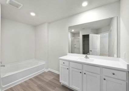 New construction Single-Family house 8003 Alpine Bearberry Dr, Houston, TX 77016 null- photo 17 17