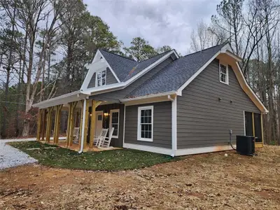New construction Single-Family house 40 Luther Knight Rd Se, Cartersville, GA 30121 - image