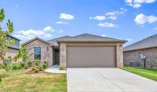 New construction Single-Family house 2103 Redwood Dr, Sulphur Springs, TX 75482 plan Richland - image