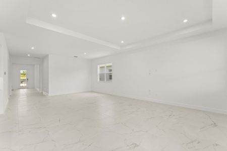 New construction Single-Family house 10484 Sw Jadewood Ct, Port St. Lucie, FL 34987 Meridian- photo 5 5