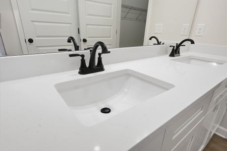 New construction Single-Family house 2827 Blackbird Ct, Crestview, FL 32536 plan Elizabeth - image 16