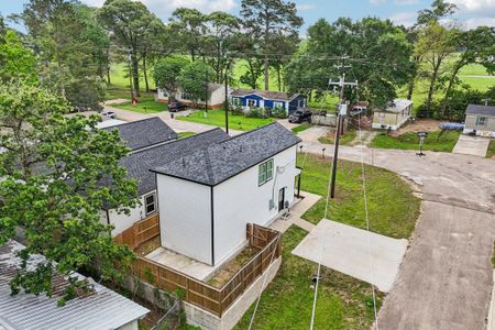 New construction Single-Family house 16982 W Lynbrook, Montgomery, TX 77316 - image