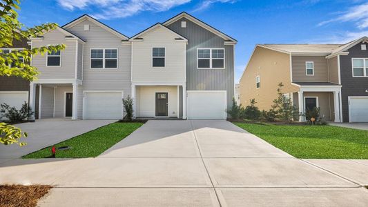 New construction Townhouse house 177 Yarrow Wy, Moncks Corner, SC 29461 - image