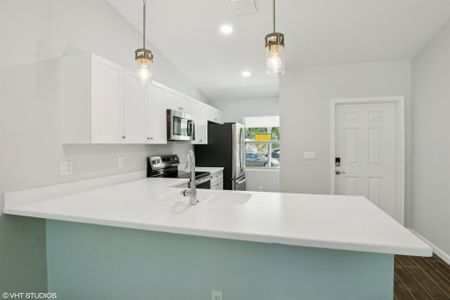 New construction Single-Family house 636 35Th St, West Palm Beach, FL 33407 null- photo 10 10