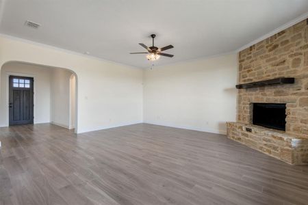 New construction Single-Family house 441 Solo Ridge Drive, Waxahachie, TX 75167 - photo 16 16