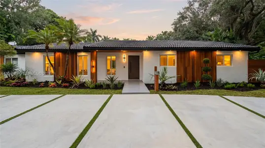 New construction Single-Family house 15321 Sw 82Nd Ave, Palmetto Bay, FL 33157 - image